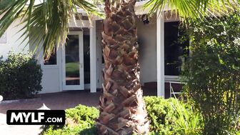 Секс бомба фитоняшка дает свою идеальную киску везде: от кухни до улицы